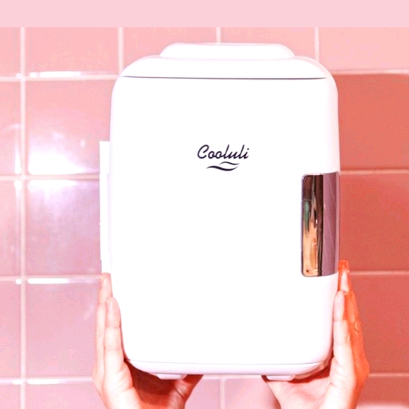 cooluli skincare mini fridge